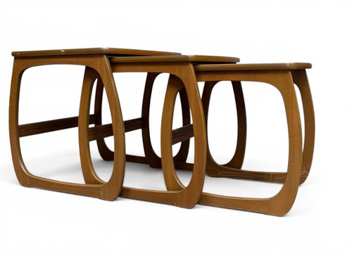Nathan parker knoll - knoll, nest